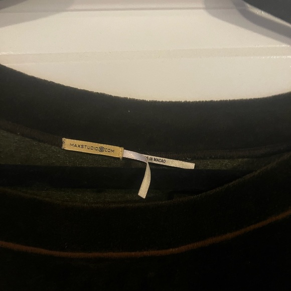 Max Studio velvet short sleeve oversized shirt - Picture 3 of 3